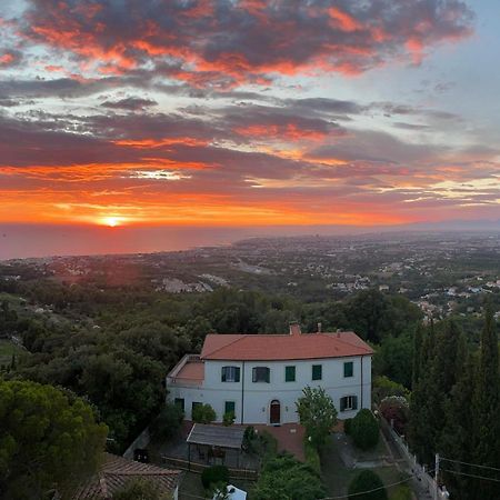 Room In Villa -Livorno - Montenero Dış mekan fotoğraf